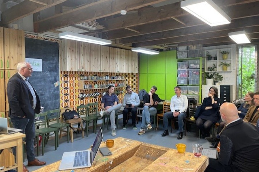 Doorpaksessie circulair herinrichten: van oude trein naar nieuwe werkplek